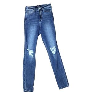 Hollister Ultra High Rise Super Skinny Jeanss Size 27 waist